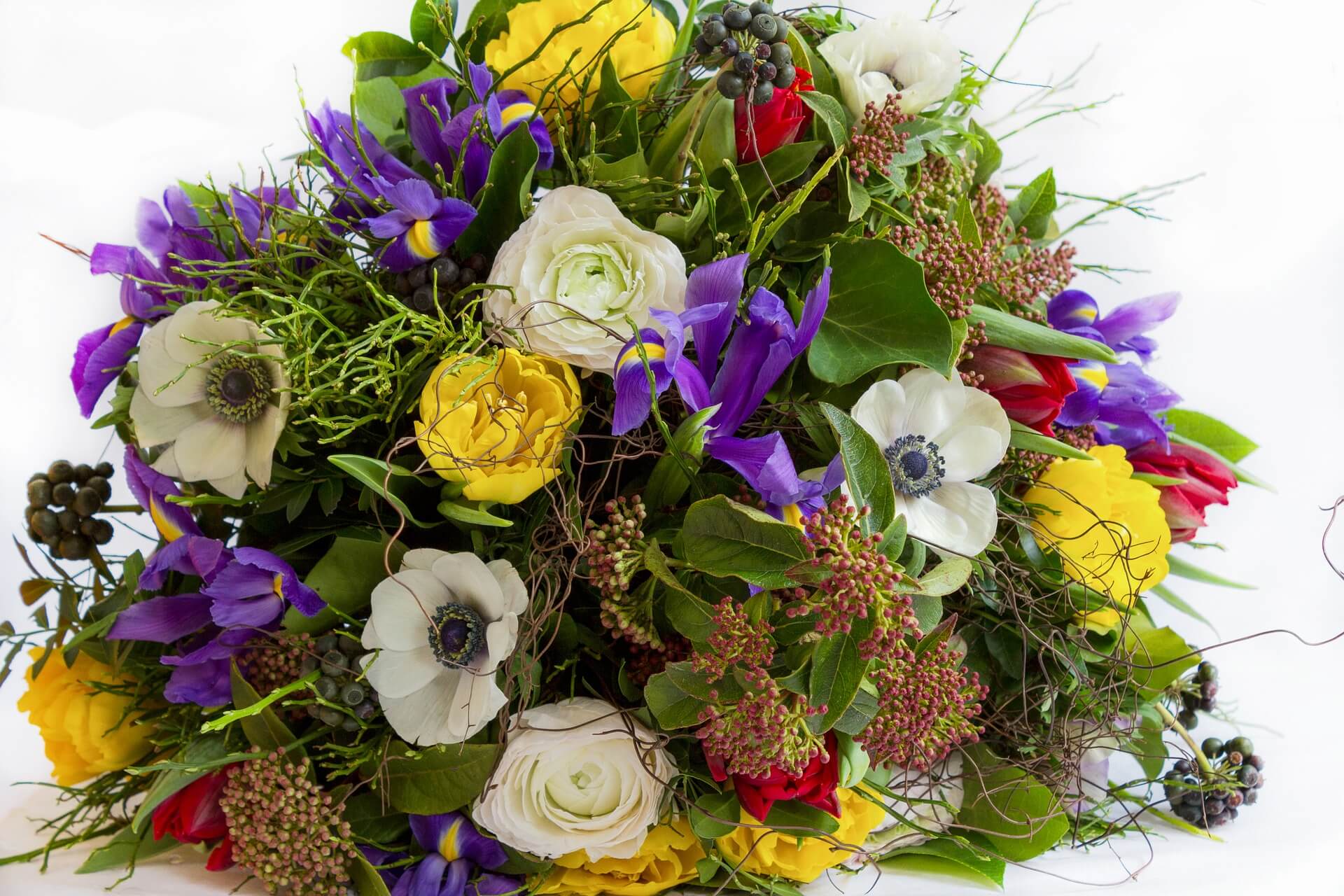 Bunter Strauss Mit Anemonen Und Iris